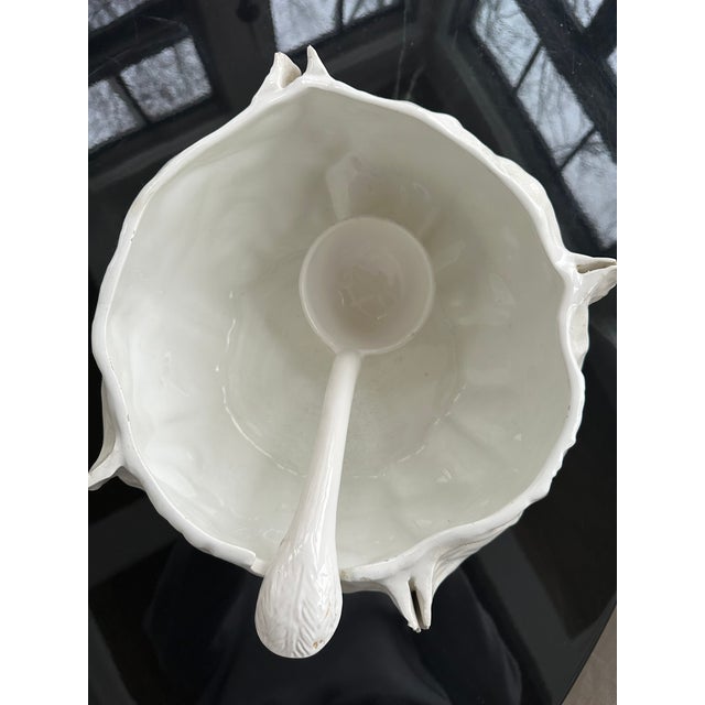 1960s Stunning Tureen and Platter in Lettuce Form, Crisp White Glaze, Italian, 1960 For Sale - Image 5 of 12