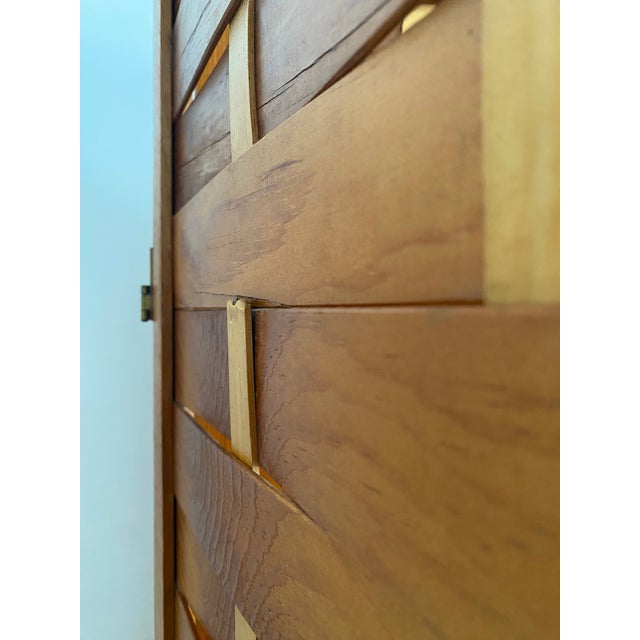 Midcentury Modern Woven Pine Wood Folding Screen, 3-Panel Room Divider For Sale - Image 14 of 17
