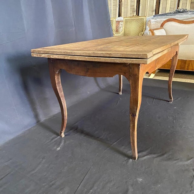 Brown 19th Century French Farmhouse Extendable Oak Dining Table For Sale - Image 8 of 12