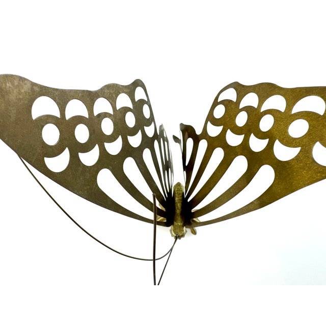 Mid-Century Modern Vintage Brass Butterfly Sculpture – Mid Century Modern Accent For Sale - Image 3 of 13