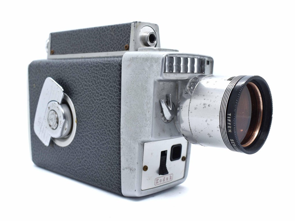 vintage-1960s-kodak-zoom-8-