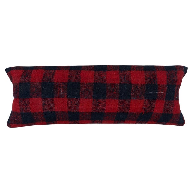 Bring history and warmth into your home with this vintage handmade Turkish wool cushion cover set. This pair of cushion...