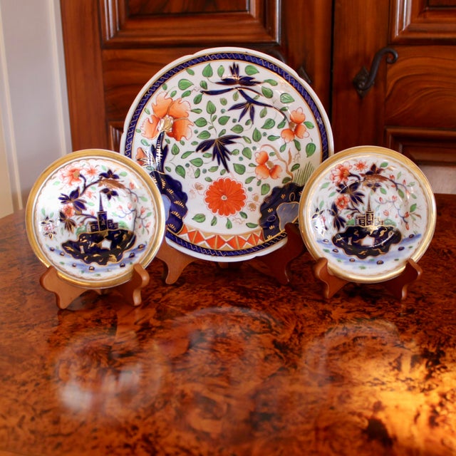 English Early 19th Century Coalport Imari Plates - Set of 3 For Sale - Image 3 of 15