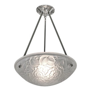 1930s French Art Deco Pendant Light by Cristalleries De Verdun Primaflore France For Sale