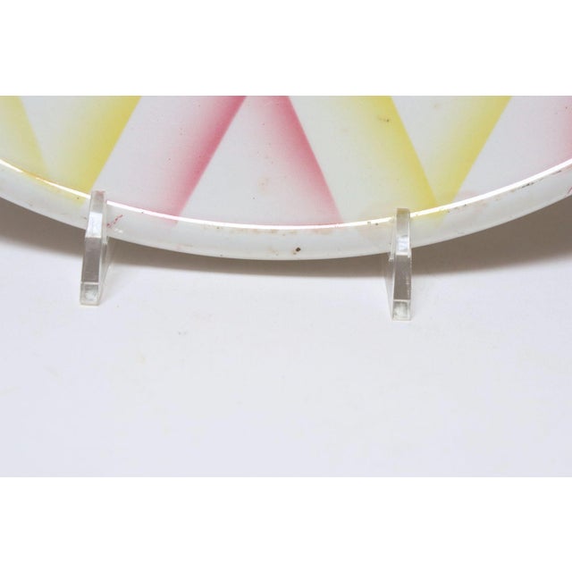 Vintage German Ceramic Cake or Pie Plate / Round Trivet With Diamond Argyle / Lattice Pattern For Sale - Image 16 of 18