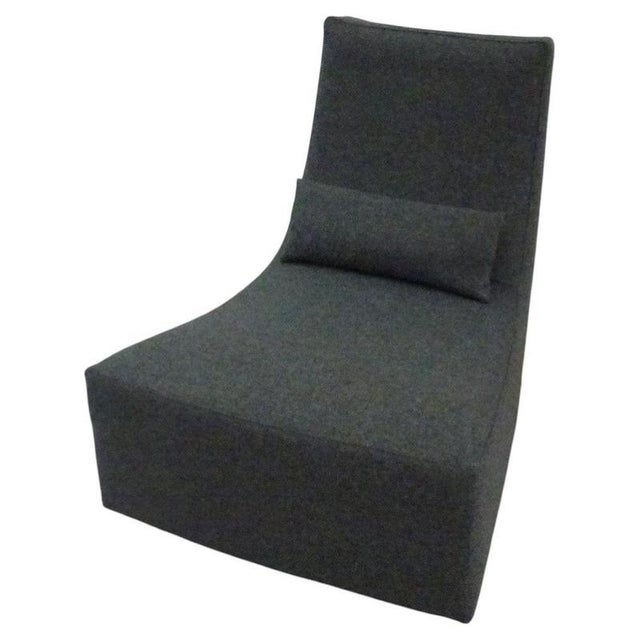 The Neo features a simple geometric form with pure, soft, minimalist lines, while its distinctive curves give the chair a...