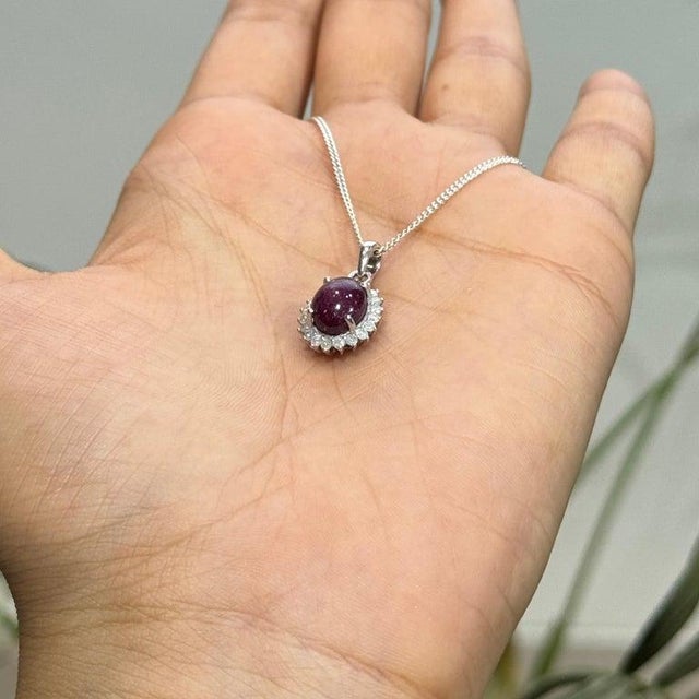 Oval Star 7.71 Ct Ruby Solitaire Pendant With Diamond Halo in Center For Sale - Image 6 of 15