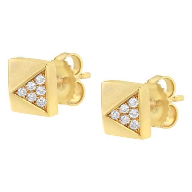 14K Yellow Gold 1/4 Cttw Diamond Pyramid Stud Earrings, A Pair For Sale - Image 4 of 6