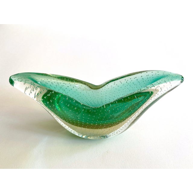 Barovier & Toso Mid Century Modernist Murano Art Glass Pistachio Green Gold Leaf Fleck Bullicante Winged Crescent Sommerso Bowl Vase For Sale - Image 10 of 13