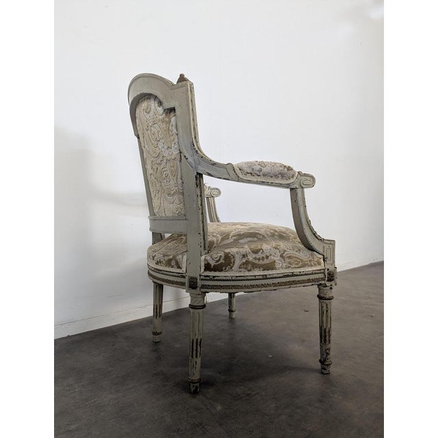 Louis XVI Style Cream Lacquered and Upholstered Cabriolet Salon Set with Gilded Highlights, Set of 6 For Sale - Image 11 of 18