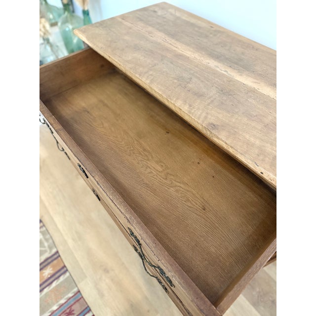 French Louis XVI Style Fruitwood Commode with Fluted Details, Early 20th Century For Sale - Image 10 of 12