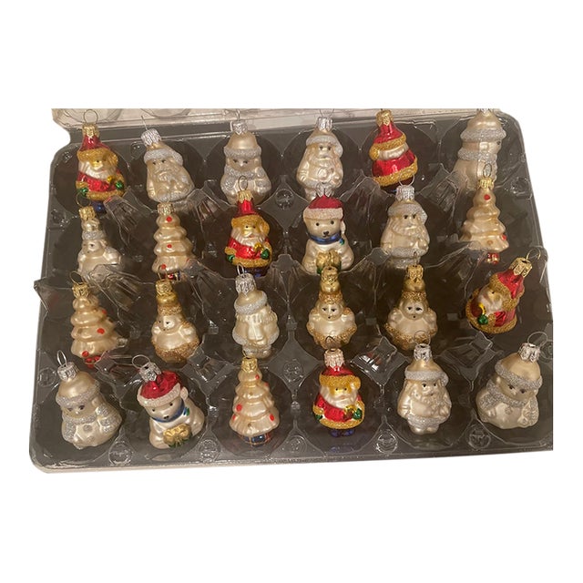 1970s Set of 24, Vintage Mini German Christmas Figurines For Sale