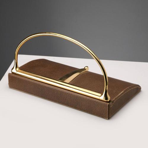 Vintage Bookends in Leather and Brass from Gucci, Italy, 1970s, Set of 2 For Sale - Image 6 of 14