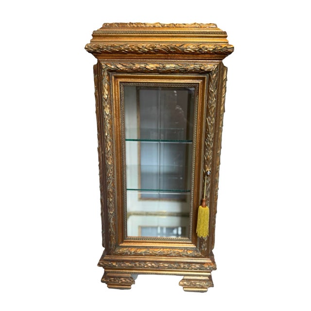 1960s Exquisite Gold Gilt Display Cabinets With Mirrored Interiors For Sale - Image 10 of 11