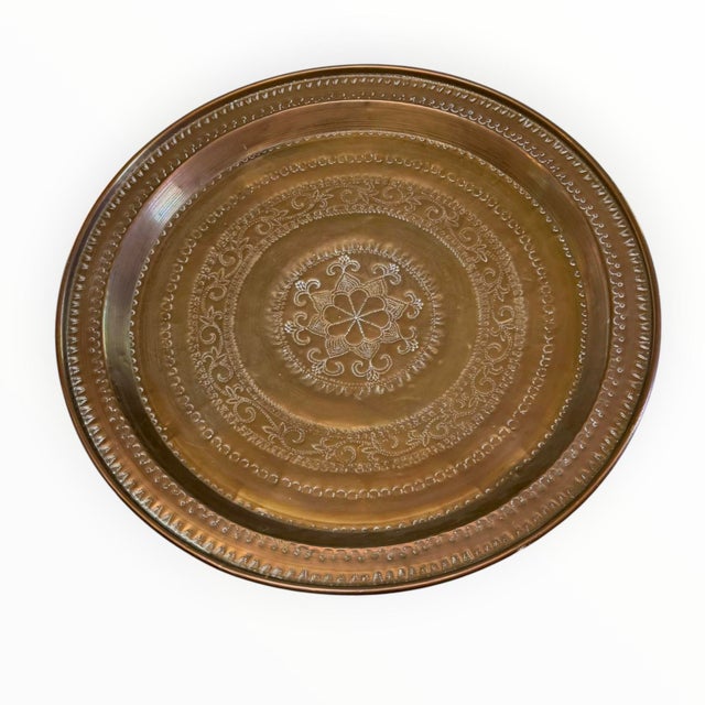 Late 20th Century Large Hammered Brass Wall Platter – Ornate Floral Medallion Wall Decor - 22” For Sale - Image 4 of 10