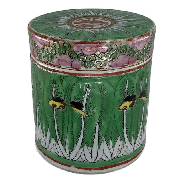 Antique Chinese Export Porcelain Famille Verte “Boc Choy Leaf” Pattern Canister With Lid. For Sale