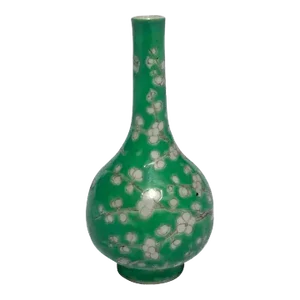 18th Century Chinese Kangxi Porcelain Green Vase