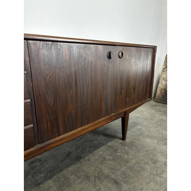 Scandinavian Sideboard in Wood with 2 Doors and 4 Drawers, 1960s For Sale - Image 3 of 8