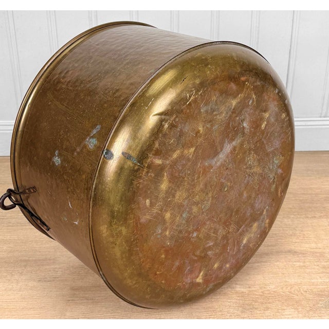 Antique 18" Hammered Copper Pot Cauldron W/ Handle For Sale - Image 12 of 12