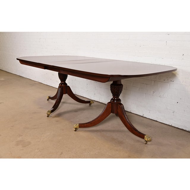 English Stickley Georgian Mahogany Double Pedestal Extension Dining Table, Newly Refinished For Sale - Image 3 of 12