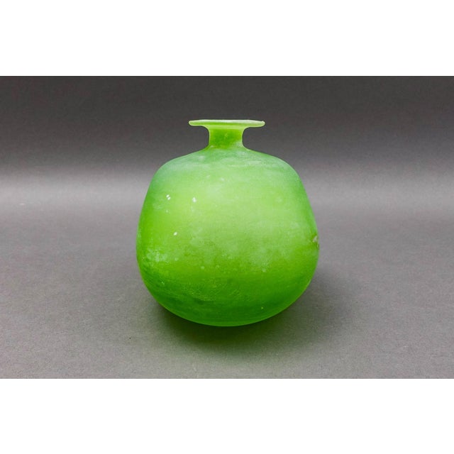 Mid 20th Century Vintage Mid-Century Gino Cenedese Signed Vetri Murano Italian Scavo Glass Vase For Sale - Image 5 of 8