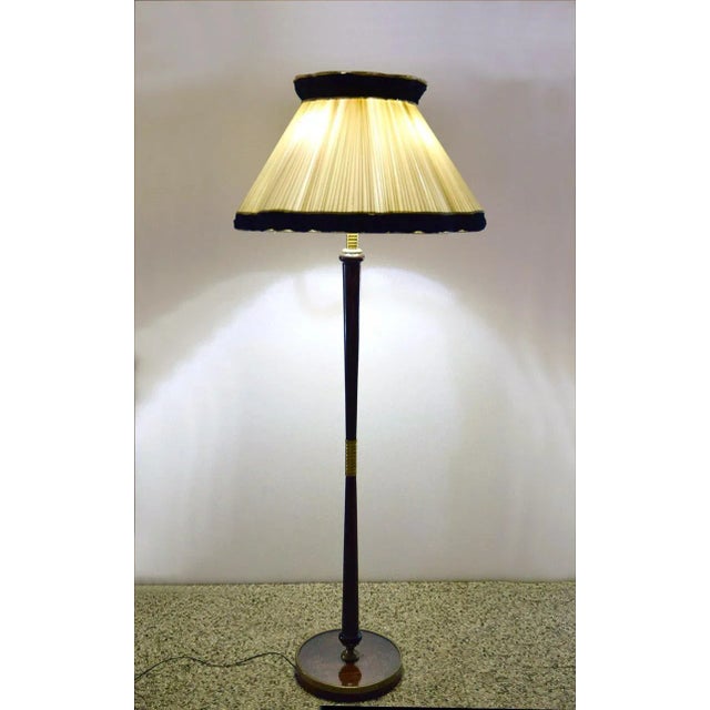 Floor Lamp in Mahogany & Brass, 1950s For Sale - Image 6 of 11