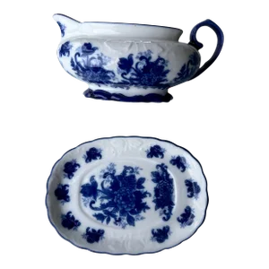 20th Century Blue & White Gravy Boat & Under Plate Set- 2 Pieces
