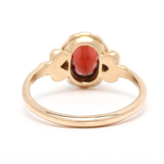 Modern Vintage 1ctw Garnet & Seed Pearl Ring, 14k Yellow Gold, Ring Size 6 For Sale - Image 3 of 7