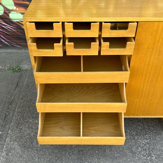 Mid-Century Modern Robsjohn Gibbings for Widdicomb Large Cabinet of Drawers Chest For Sale - Image 3 of 12
