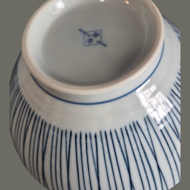 Late 20th Century Japanese Blue & White Sensuji Lines Serving Bowls - a Pair For Sale - Image 6 of 8