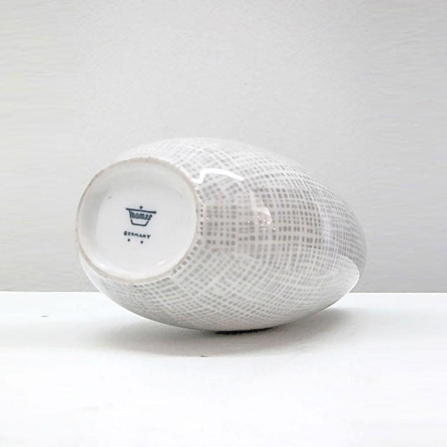 Set of Raymond Loewy for Thomas Vases, 1970 For Sale - Image 9 of 11