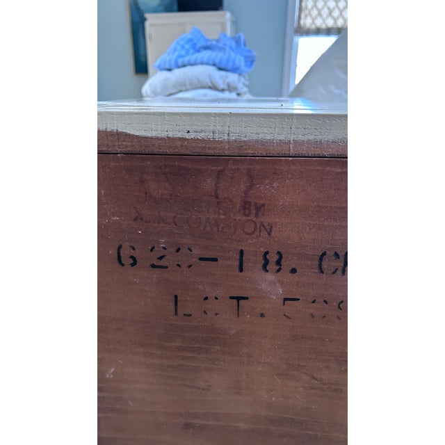 1970s Dorothy Draper Style Nightstands, A Pair For Sale In New York - Image 6 of 17