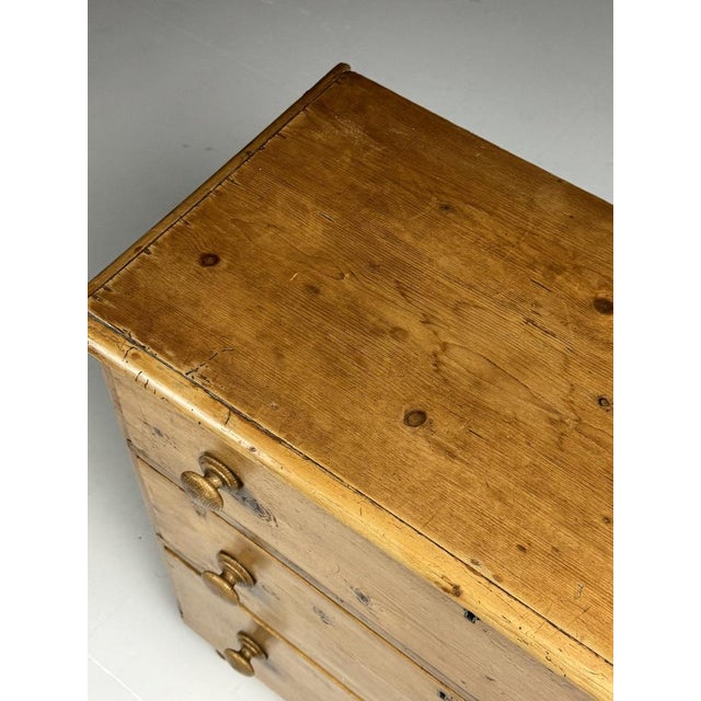 Antique English Chest of Drawers, 1800s For Sale - Image 14 of 17