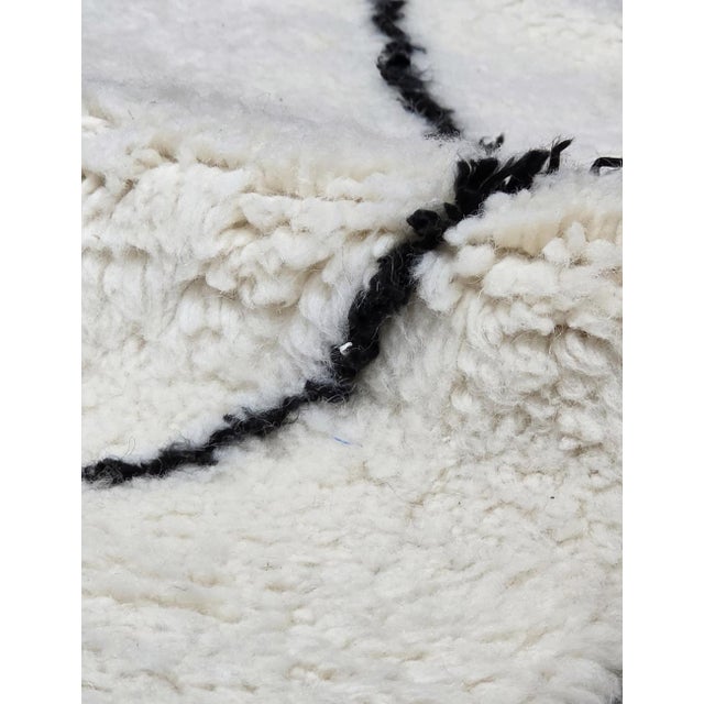 Beni Ourain Rug | Handwoven Berber Wool Rug with Classic Diamond Lattice This classic Beni Ourain rug features a plush...
