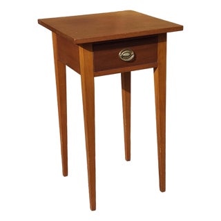 Mid 20th Century American Federal Style Mahogany Single Drawer Side Table For Sale
