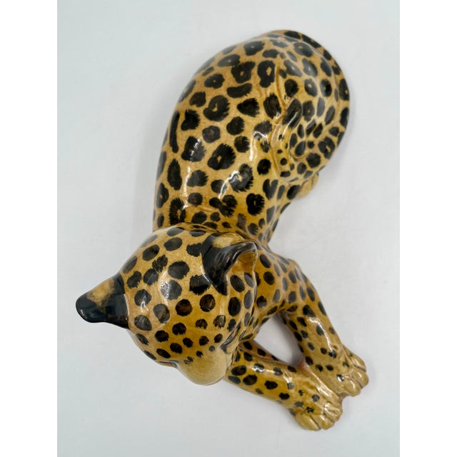 Ceramic Mid 20th Century Hollywood Regency Glazed Terracotta Italian Leopard or Cheetah Statue Figurine Reclining For Sale - Image 7 of 11