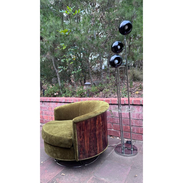 1960s Danish Modern Selig Barrel Swivel Chair in Brazilian Rosewood 1960s. For Sale - Image 5 of 10