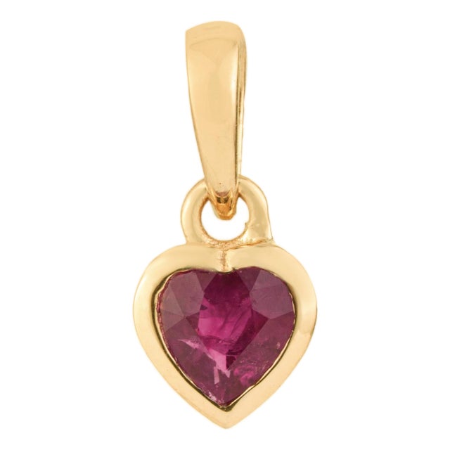 Victorian Heart-Cut Natural Ruby Bezel Set Solitaire Pendant in 14k Gold For Sale