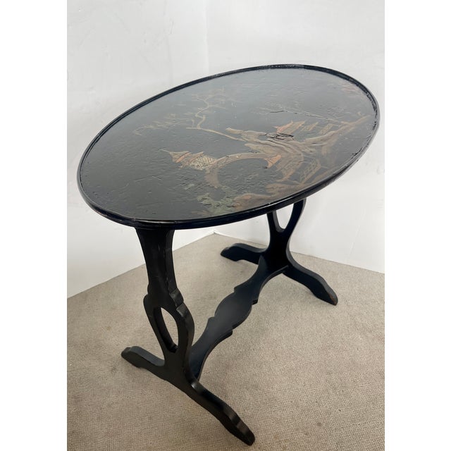 1940s Chinoiserie Black Lacquer Oval Side Table Early 20Th. Century. For Sale - Image 5 of 12