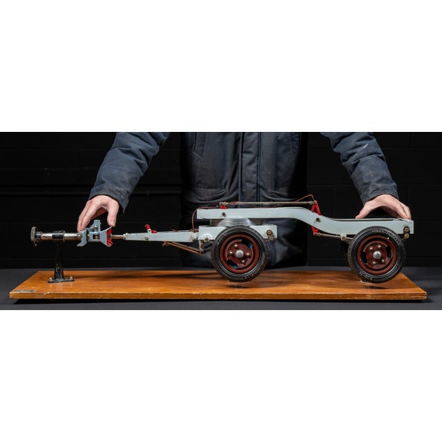 c. 1960s; Werner Degener Teaching Materials, G.m.b.H. - Hanover This piece shows a scaled-down, functional model of a...
