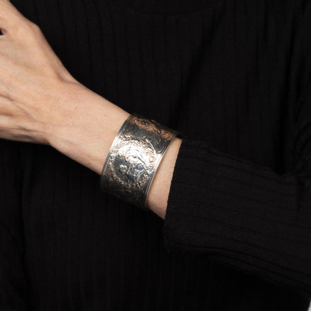 1980s Tiffany & Co Makers Wide Cuff Bracelet Japanese Pattern Sterling Silver For Sale - Image 5 of 5
