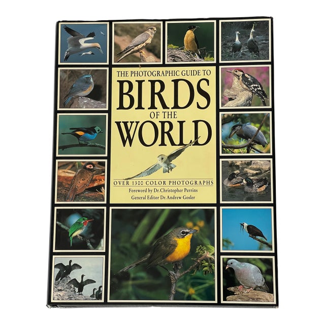 Coffee Book the Photographic Guide Birds of the World For Sale