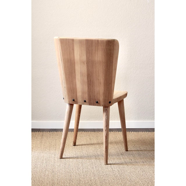 Swedish Pine Modell 510 Dining Chairs by Göran Malmvall for Svensk Fur, Sweden, 1950s, Set of 7 For Sale - Image 17 of 18