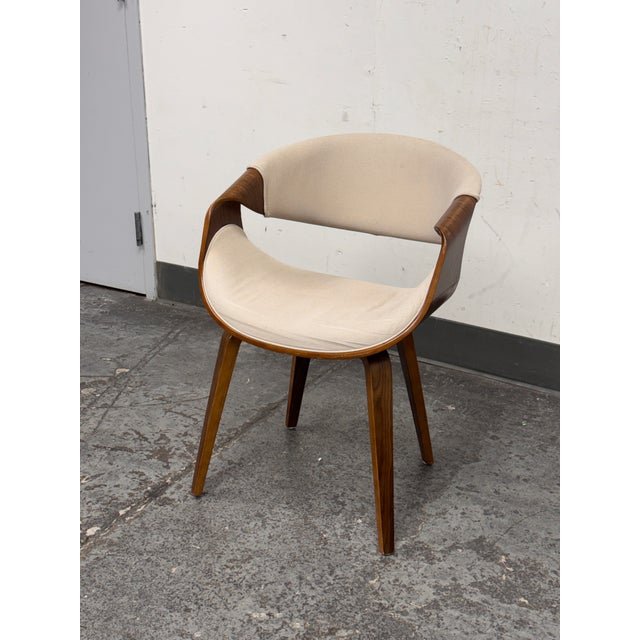 Mid-Century Modern LumiSource Curvo Accent Chair For Sale - Image 3 of 12