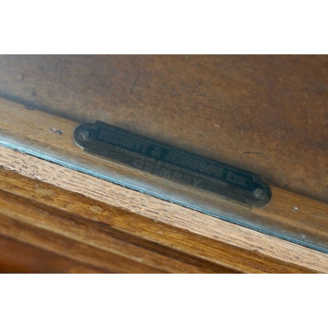 British Maple and Oak Haberdashery Cabinet or Shop Counter, 1930s For Sale - Image 10 of 18