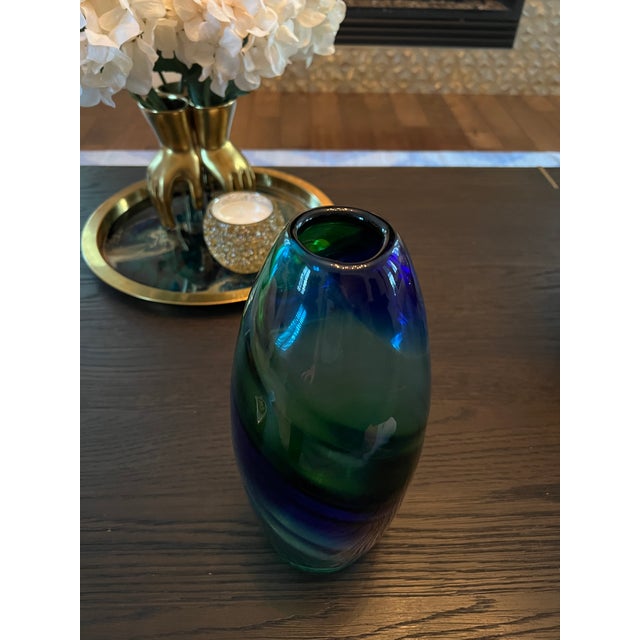 Contemporary Blue Green Glass Swirl Vase For Sale In Tampa - Image 6 of 8
