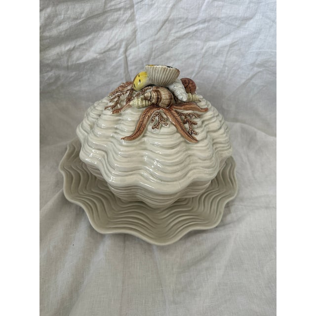Fitz & Floyd "Shell" Soup Tureen W/Lid, Laddle, & Underplate a Set For Sale - Image 9 of 12