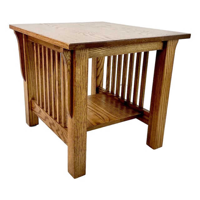 1990s Vintage Arts & Crafts Mission Oak Slatted Side Table, After Stickley. For Sale