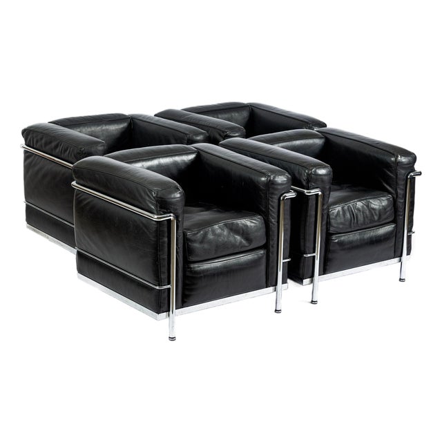Set of Four Cassina Lc2 Black Leather Petit Lounge Chairs by Le Corbusier For Sale