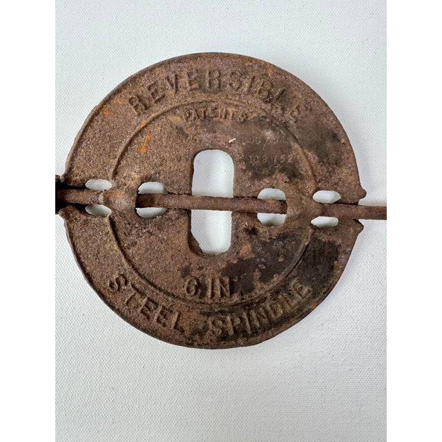 Early 20th Century Antique Griswold No. 6 Cast Iron Stove Pipe Damper Reversible Spindle For Sale - Image 5 of 9